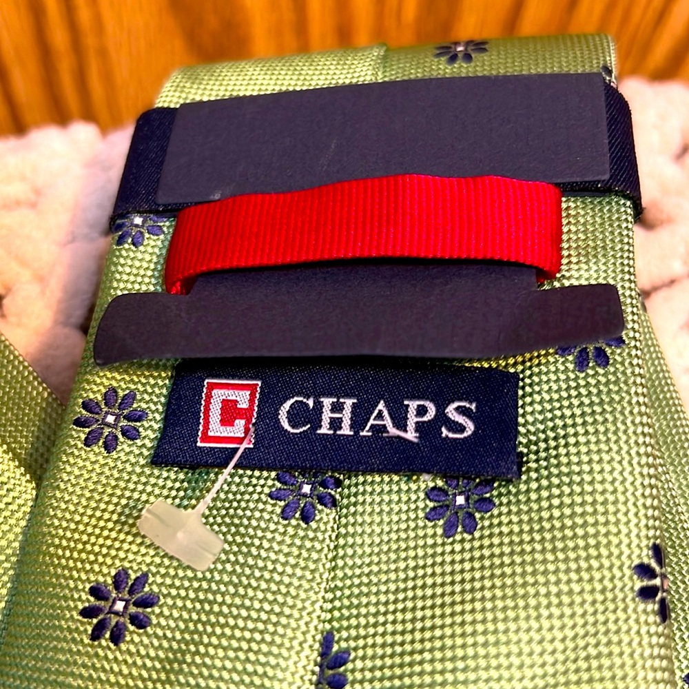 NWOT Chaps Men’s green silk tie - Picture 5 of 8